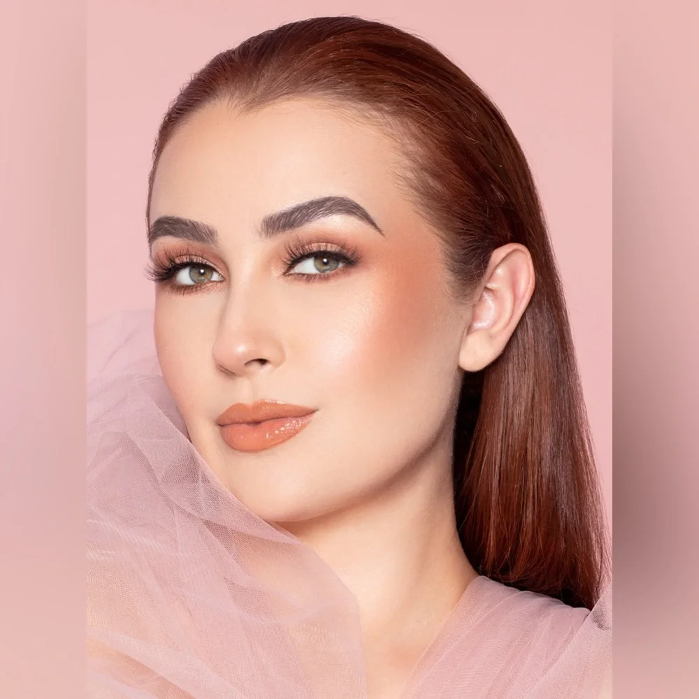 Kenia Ontiveros Beauty Glow And Go Kit